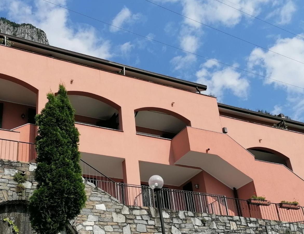 Blu Panorama Belvedere Lago Di Como Варена Екстериор снимка